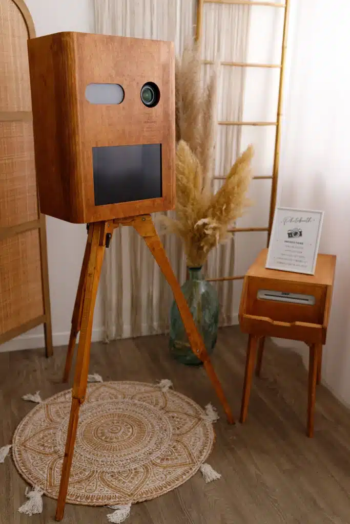 Location photobooth Antibes - Moody Photobooth (Mariage, anniversaire, baptême)
